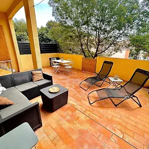 Proche Avec Terrasse Et Jardin Privatif Appartement